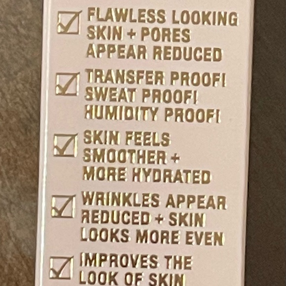 Charlotte Tilbury Airbrush Flawless Foundation - 14 Cool - Picture 3 of 4